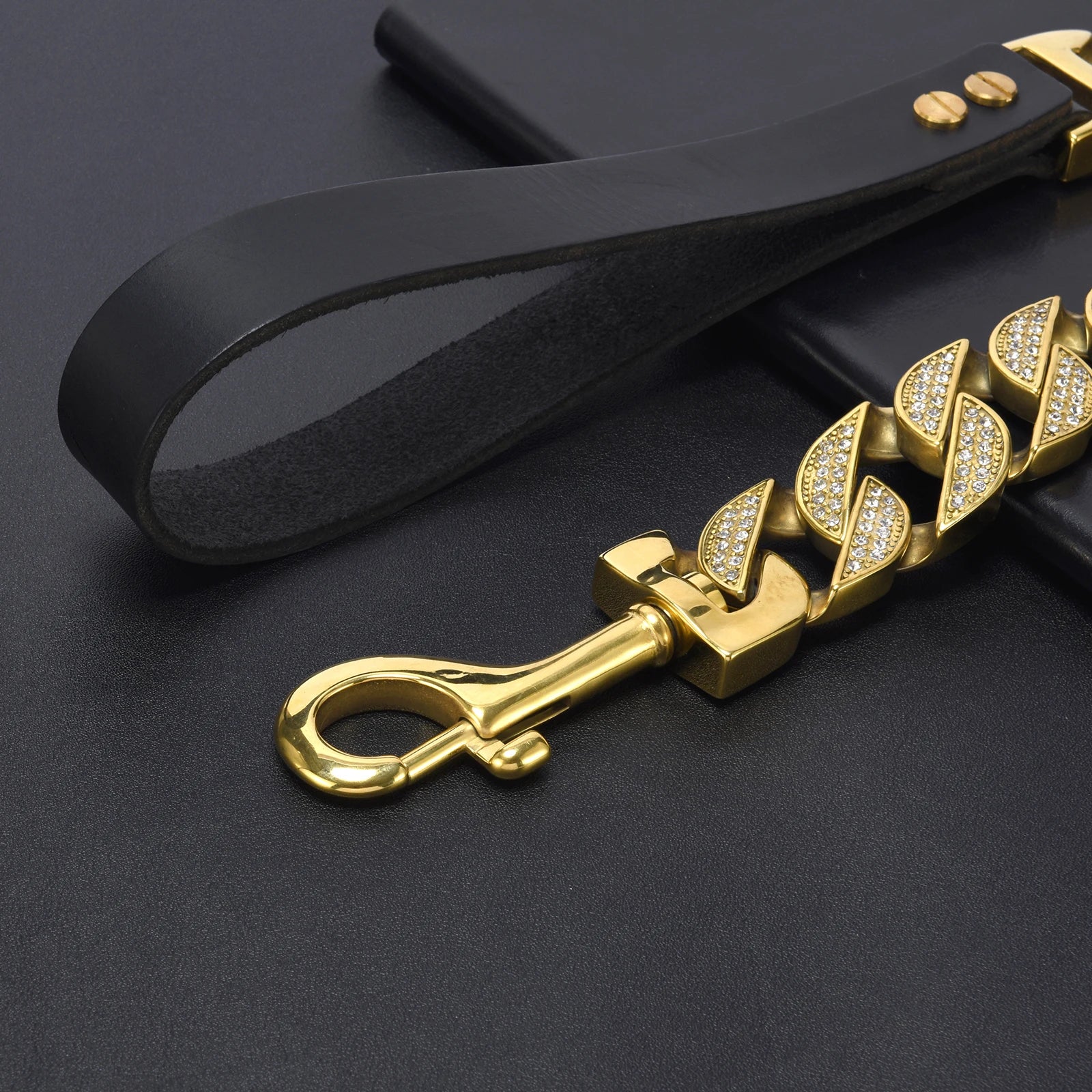 Luxury Rhinestone Dog Collar with Leash