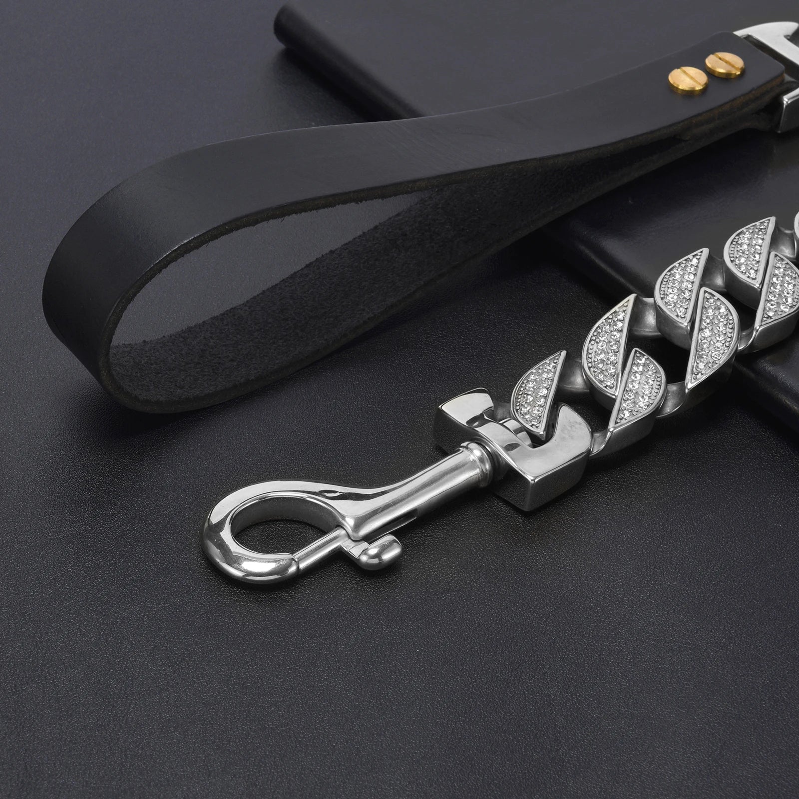 Luxury Rhinestone Dog Collar with Leash